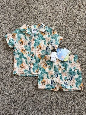 Bluey Kids' Two-Piece Matching Set in Cream with Green Leaf Print